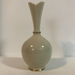 Lenox USA Ivory Porcelain 8" Bud Vase with Gold Trim Excellent Condition